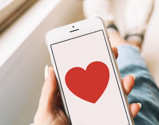 Safer online dating: how to support your child